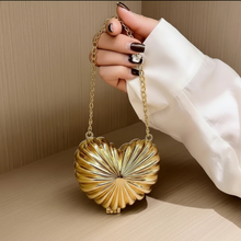 Chic Gold Heart Bag – Trendy Mini Party Clutch for Women