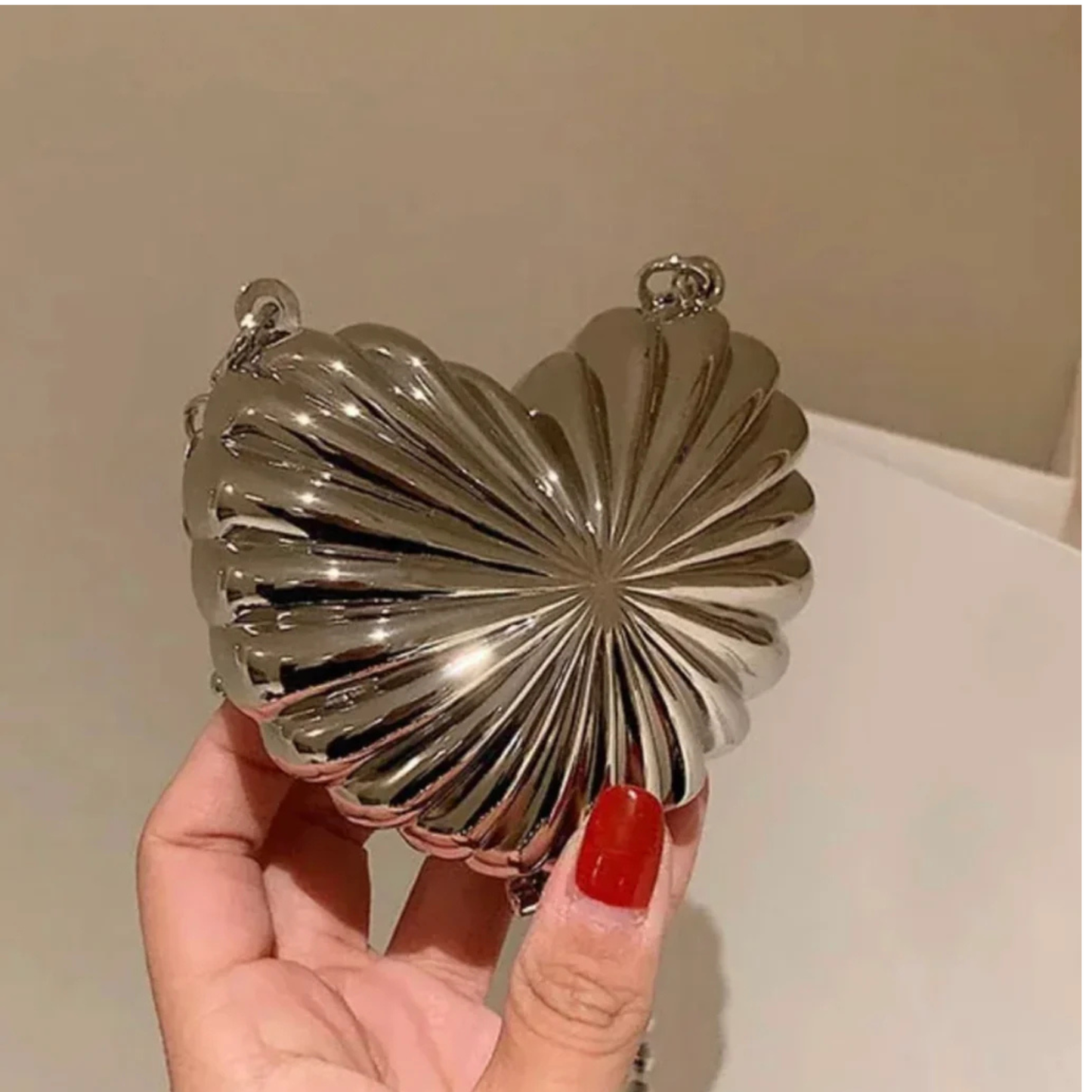 Chic Gold Heart Bag – Trendy Mini Party Clutch for Women