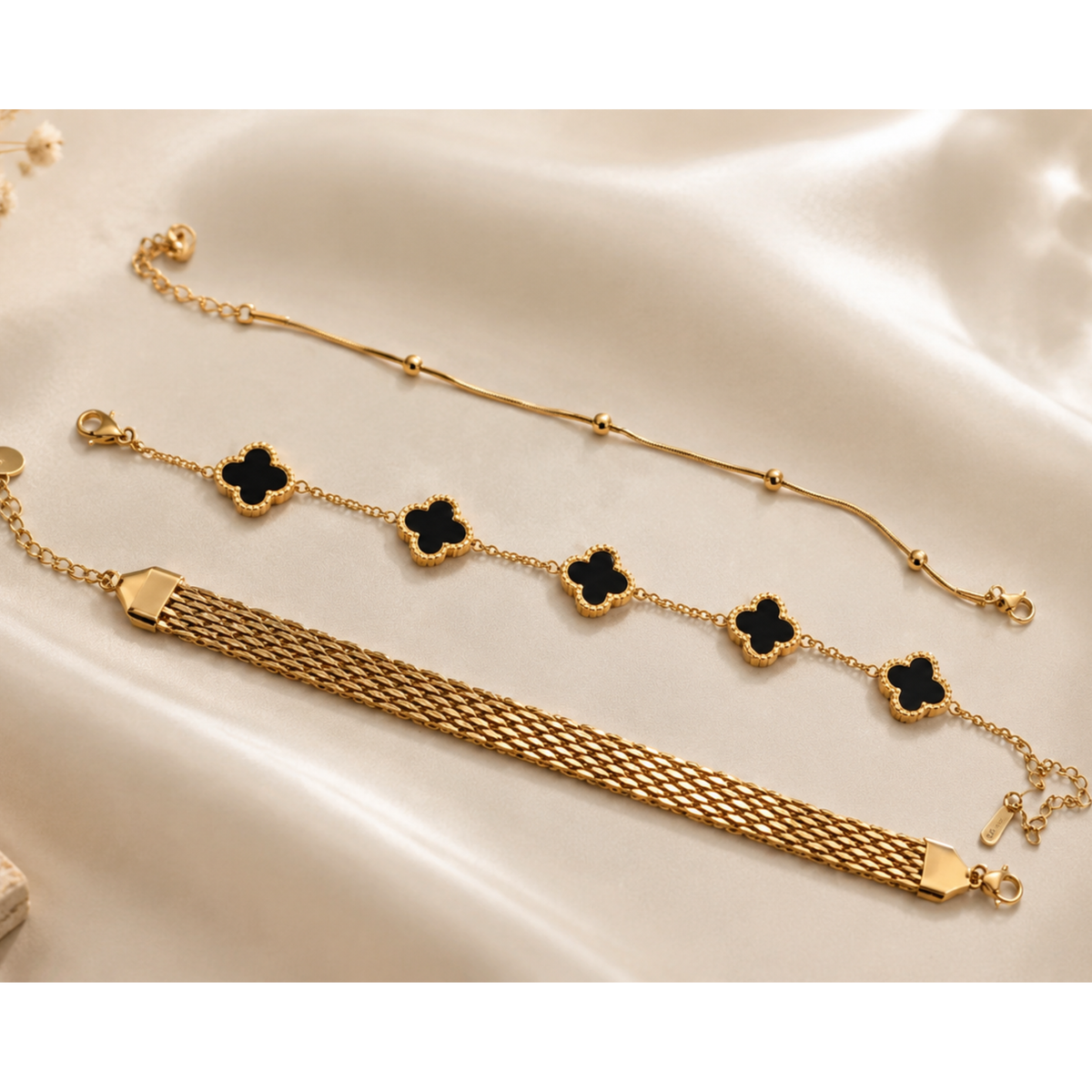 2-Piece Bracelet Set – Sleek and Stylish